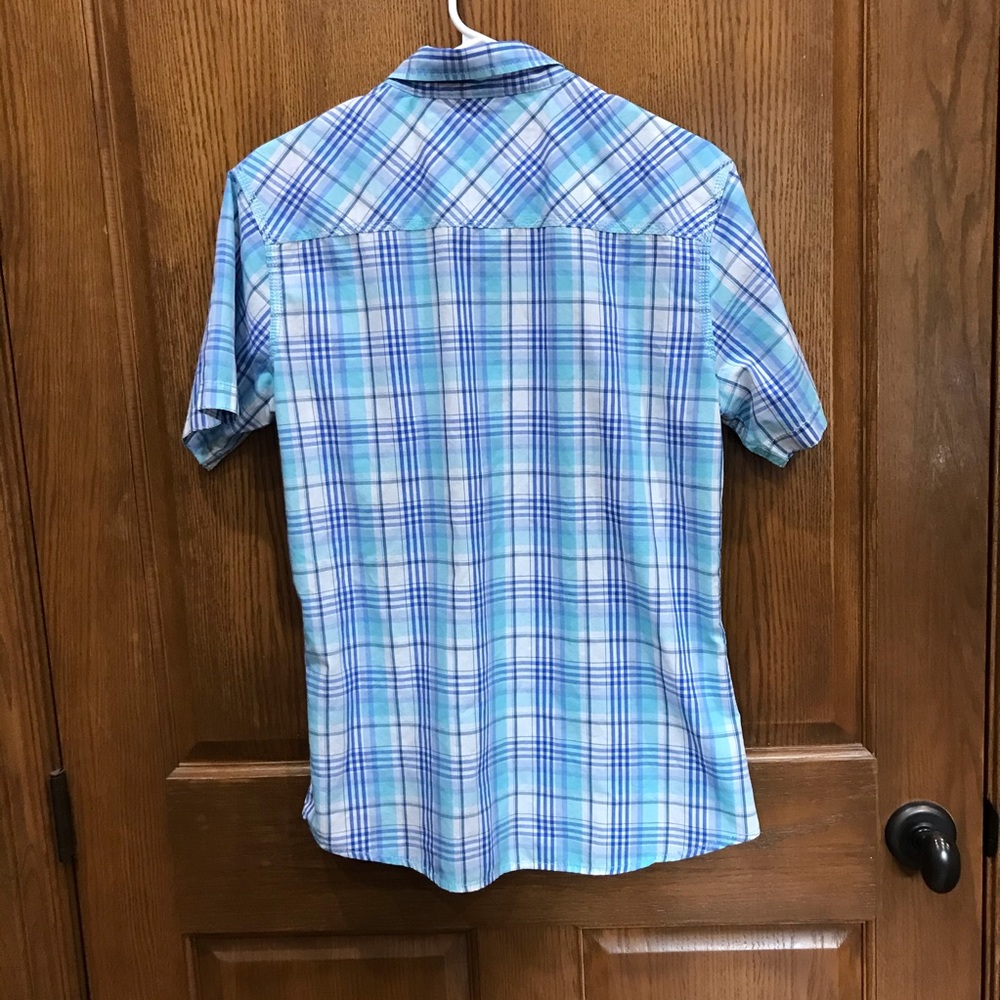 Men’s BKE Short Sleeved Button-Down Shirt - Picture 2 of 2